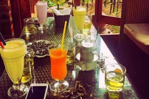 Four Seasons Cafe