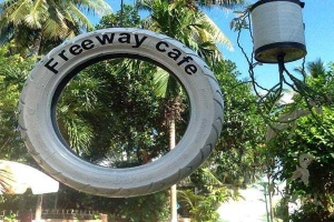 Free Way Cafe - Nguyễn Huệ