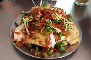 Quán Ăn Gà Luộc Giòn Da - Bún, Miến, Hủ Tiếu