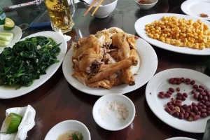 Quán Ăn Gà Mạnh Hoạch - Văn Phú