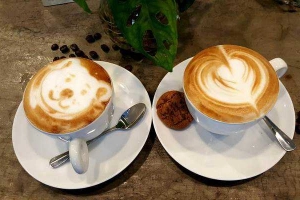 Ga Mười Chín Coffee - Xa Lộ Hà Nội
