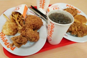 Quán Ăn Gà Rán Popeyes - Sân Bài Nội Bài