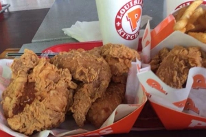 Quán Ăn Gà Rán Popeyes - Sân Bay Tân Sơn Nhất