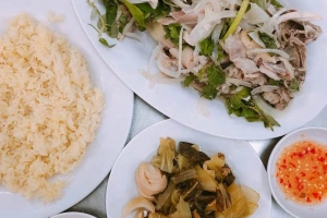 Quán Ăn Gà Ta Kim Cúc - Cơm Gà & Phở Gà