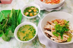Quán Ăn Gà Ta Sơn Ca - Cháo Gà & Phở Gà