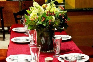 Gia Chánh Cẩm Tuyết - Tiệc Tận Nơi - Bùi Thị Xuân