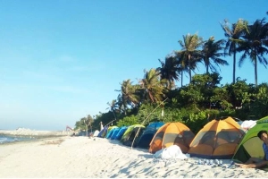 Gió Biển Homestay & Camping