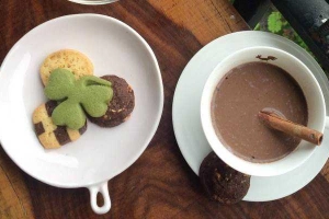 Góc Nhỏ - Cafe & Điểm Tâm