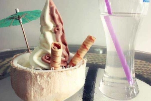 Góc Phố - Cafe & Kem Tươi