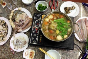 Góc Phố Quán - Lẩu, Nướng & Đồ Ăn Vặt