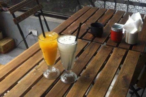 Góc Phố Quán - Sinh Tố & Cafe Kem