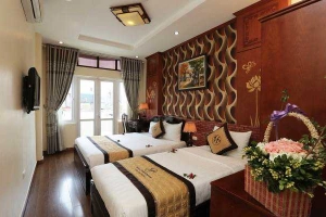 Golden Charm Hotel