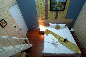 Golden Diamond Hotel
