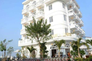 Golden Dragon Hotel