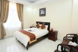 Golden Hotel