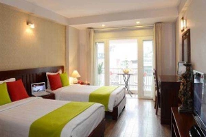 Golden Land Hotel