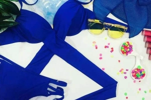 Grace's Sweet Bikini - Hồ Văn Huê