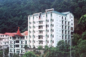 Green World Hotel