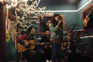 Gugi Cafe - Vũ Phạm Hàm