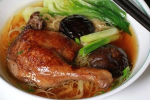 Quán Ăn Há Cảo & Mì Gà Tiềm - Thích Quảng Đức