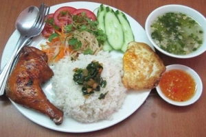Hà Nội Quán - Cơm Gia Đình & Văn Phòng