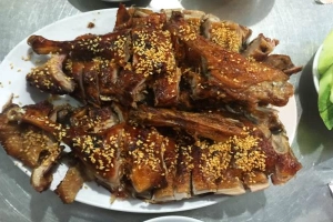Quán Ăn Hà Phương - Vịt Cỏ Vân Đình
