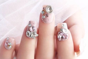 Hà Trinh Nail - Đội Cấn