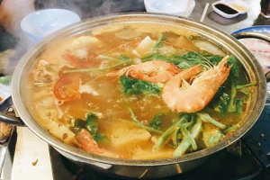 Quán Ăn Hải Sản Hồng Hà