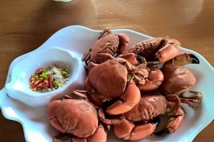Quán Ăn Hải Sản Tiến Cong