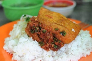 Hải Yến - Cơm Bình Dân