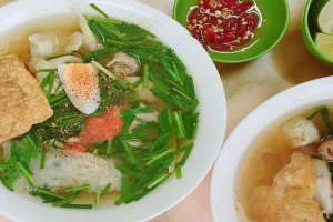 Quán Ăn Hải Yến - Mì Vằn Thắn & Sủi Cảo