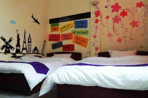 Halong Happy Hostel