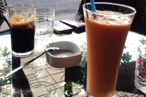 Hằng Cafe - Lạc Long Quân
