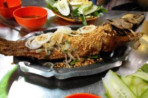 Quán Ăn Hàng Dừa - Bò Nướng, Cá Lóc Nướng