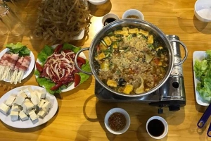 Quán Ăn Hằng Linh - Bún & Lẩu Nướng