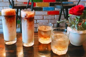 Hangout - Coffee & Bar