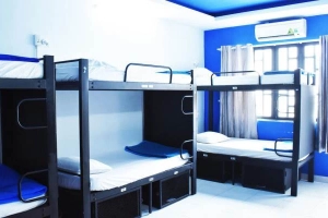 Hangout Hostel