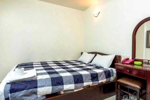 Hạnh Chương Hotel