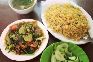 Quán Ăn Hạnh Phúc - Phở Gà, Bún Đậu & Cơm Văn Phòng