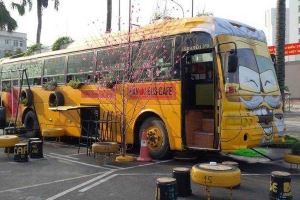 Hanoi Bus Cafe