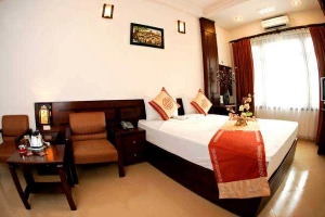 Hanoi Street Hotel