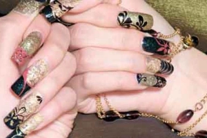 Happy Nail