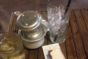 Hello 5 Coffee - Nguyễn Sơn