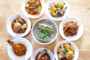 Quán Ăn Hẻm 99 - Cơm Trưa & Ăn Vặt