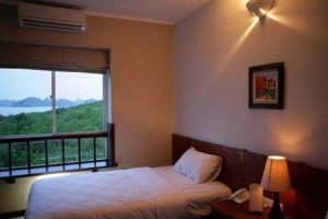 Hidden Charm Hotel - Hạ Long