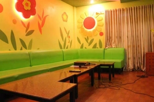 Hiệp Gà Karaoke
