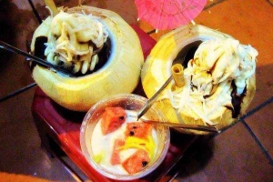 Hiếu Cafe - Kem Quả Dừa & Thạch Dừa