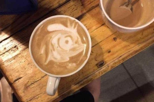 Hiếu Cafe - Trần Quốc Toản