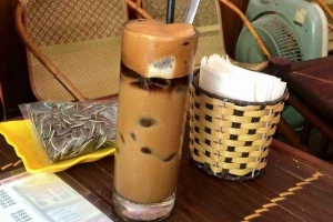 Hip Cafe - Nguyễn Hữu Huân