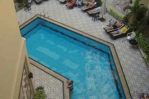 Hồ Bơi Pool - Khách Sạn Majestic